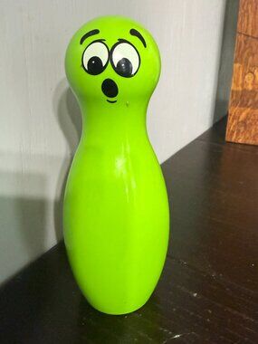 Silly Six 6 Pins Bowling Game Milton Bradley Part Piece Replacement Green Pin